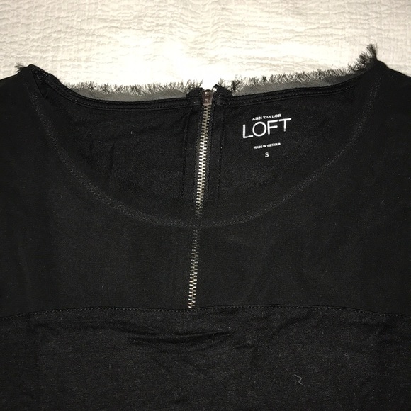 Loft black tee with exposed zipper - Picture 2 of 4